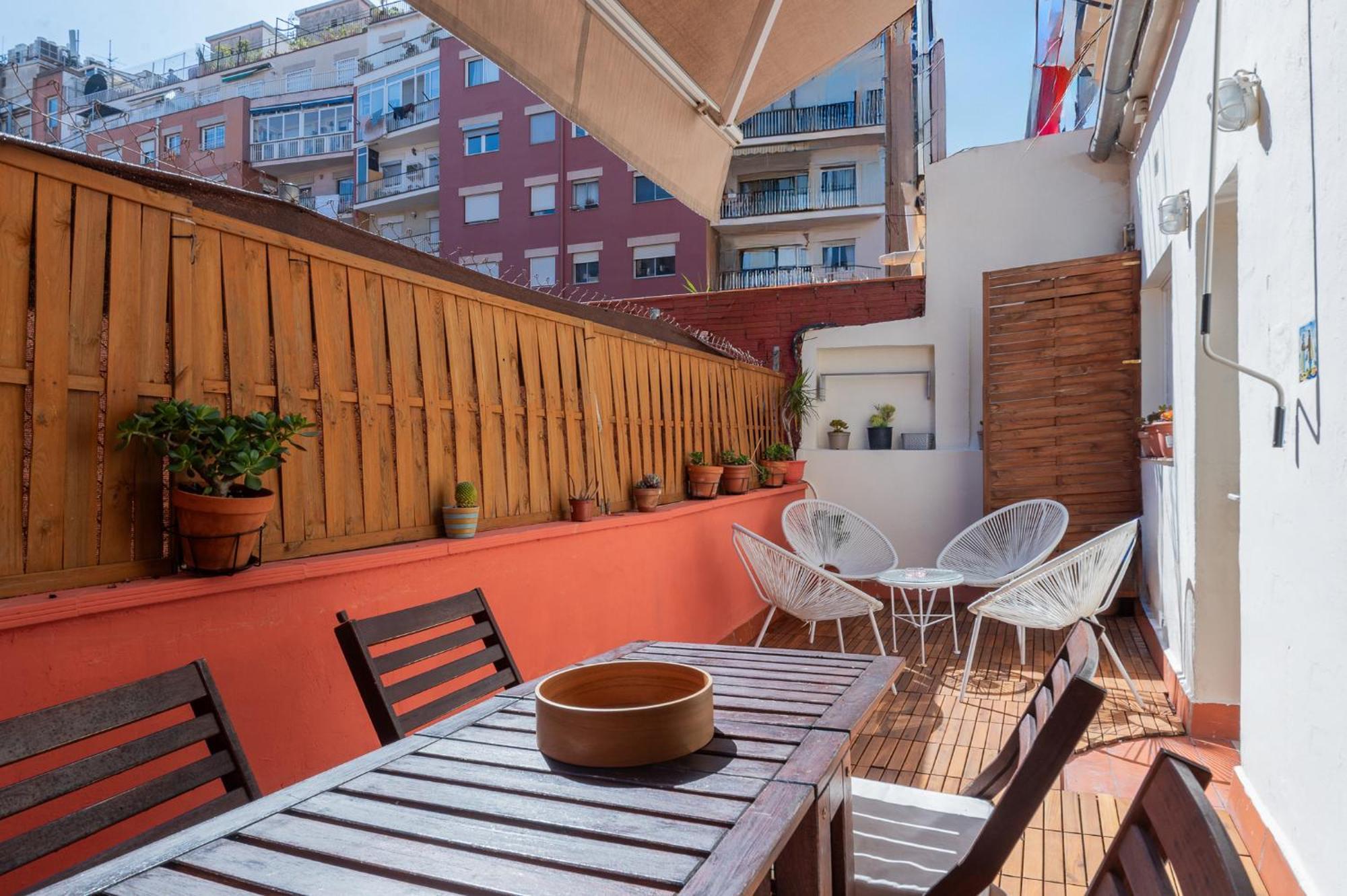 Spacious & Sunny Apt With Terrace In The City Center برشلونة المظهر الخارجي الصورة